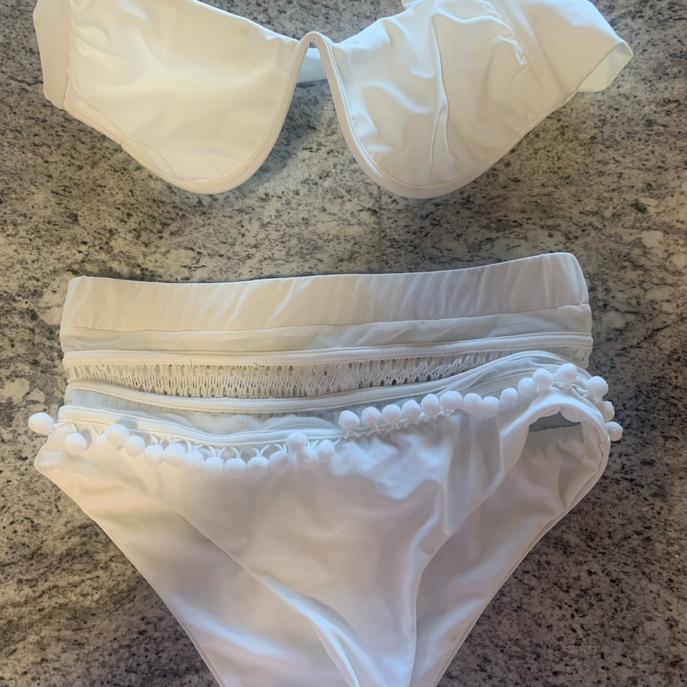 Tularosa new without tags swim